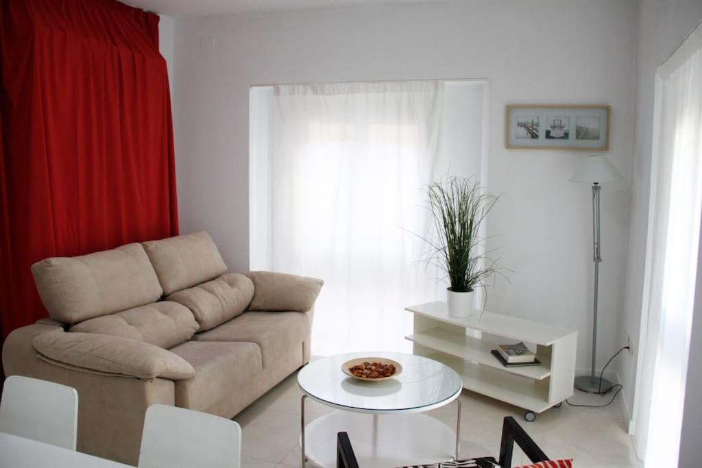 Cosy Apartment / Literally At The Foot Of Alhambra Granada Eksteriør billede