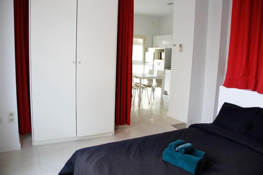 Cosy Apartment / Literally At The Foot Of Alhambra Granada Eksteriør billede
